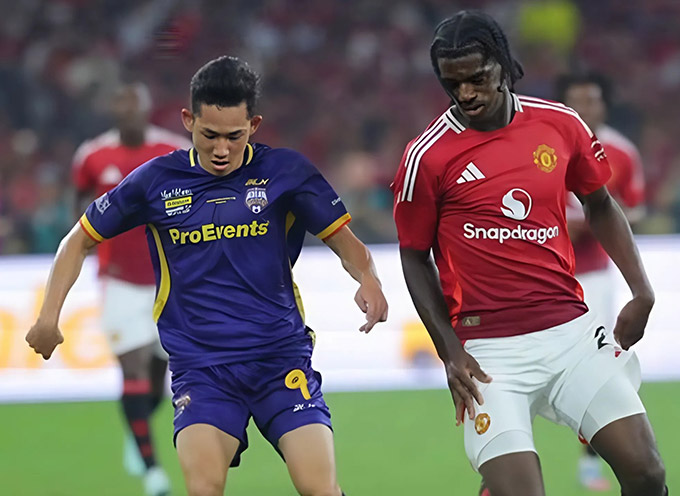 Hai Long có 1 trận đấu đáng nhớ trước MU