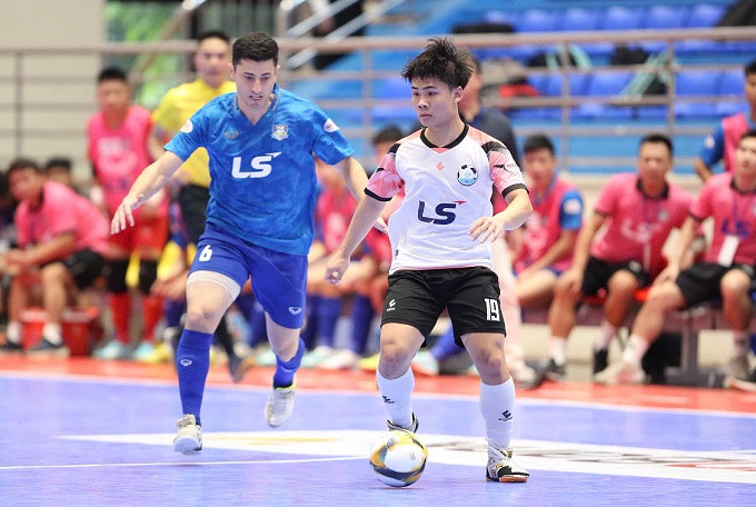 Ngoại binh Jediael Mota lập cú đúp. Ảnh: Đức Cường